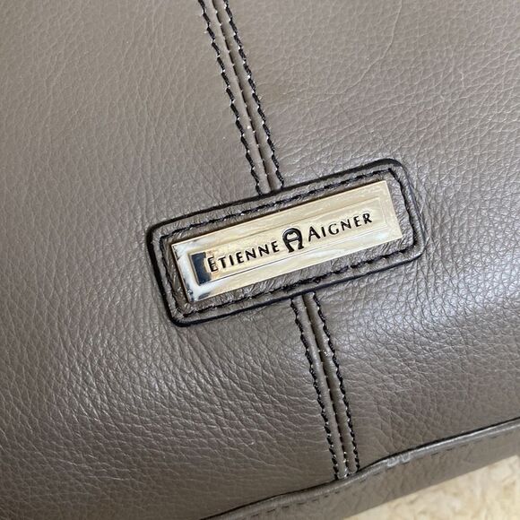 Etienne Aigner Grey Leather Shoulder Bag - Picture 10 of 13
